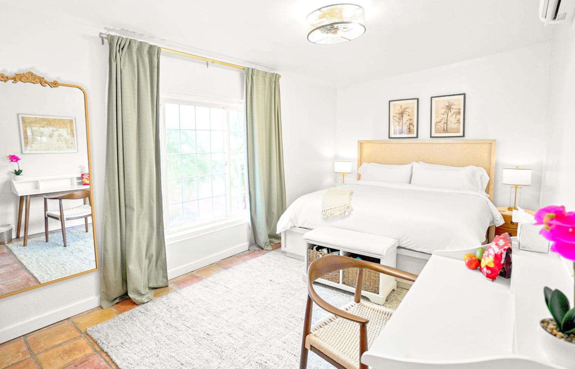 The Mary Anne Boutique Hotel Usvi Charlotte Amalie Bagian luar foto